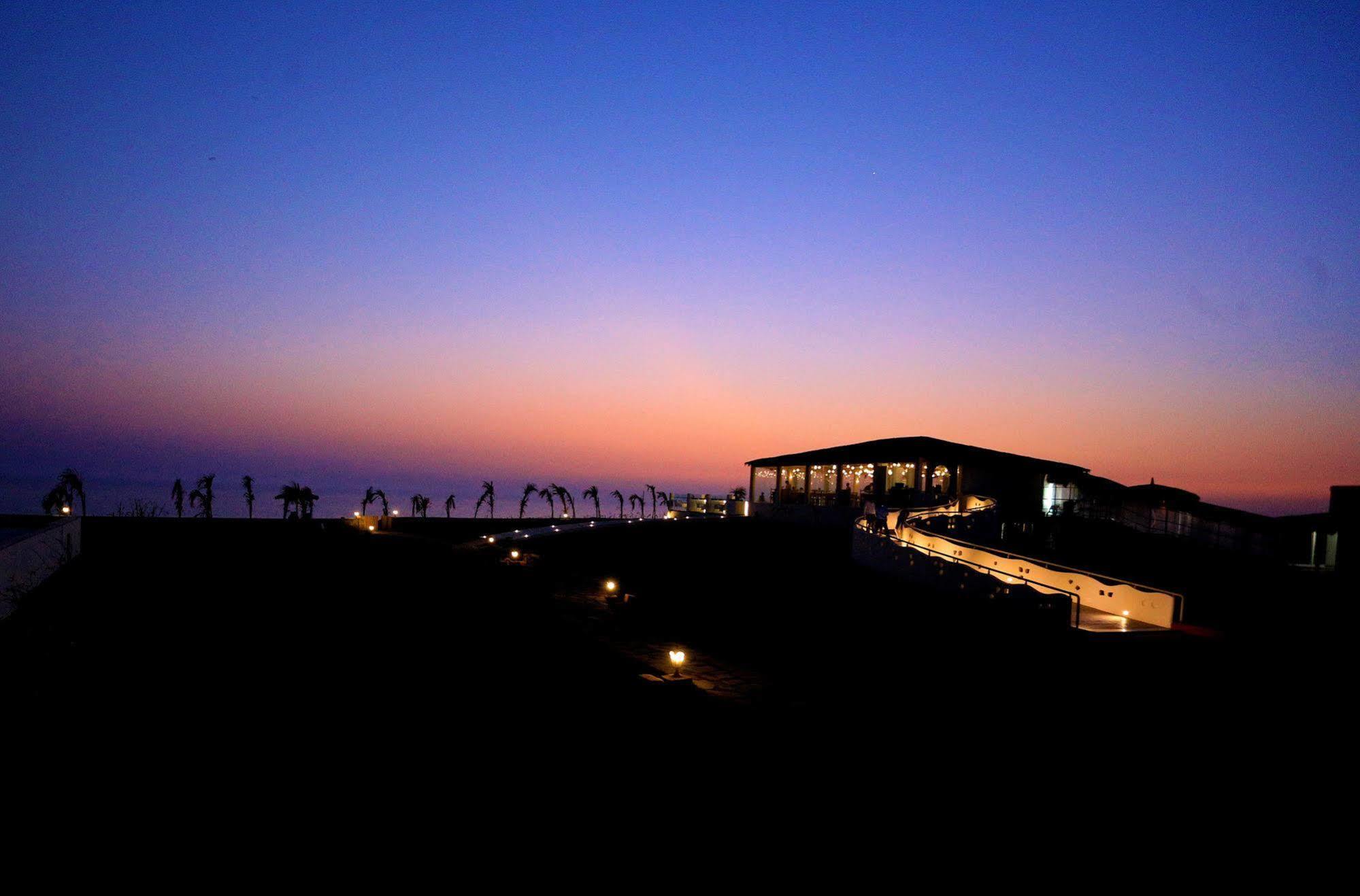 Serena Beach Resort Mandvi  Bagian luar foto