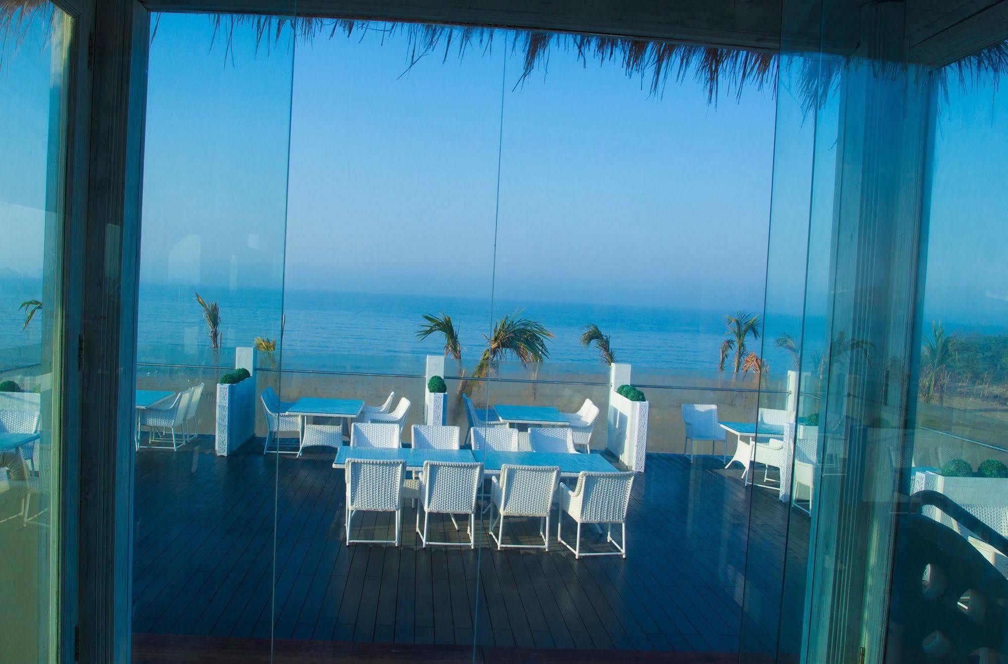 Serena Beach Resort Mandvi  Bagian luar foto